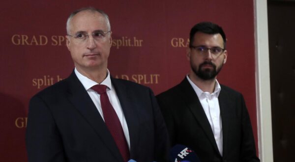 22.01.2025., Split - Gradonacelnik Splita Ivica Puljak na konferenciji za medije nakon primitka inspekcijskih nalaza o oneciscenju zraka. Photo: Ivo Cagalj/PIXSELL