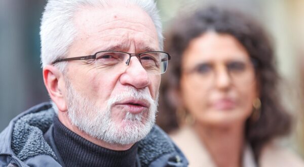 23.12.2024., Zagreb - Konferencija za medije s temom "blagdanska potrosaska kosarica za 2024. godinu za troclanu obitelj za Bozic i Novu godinu". predsjednik Nezavisnih hrvatskih sindikata Kresimir Sever Photo: Slavko Midzor/PIXSELL