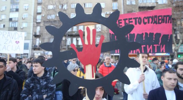 25, January, 2025, Belgrade - Students of the University of Belgrade, citizens, as well as 300 motorcyclists led by students of the Faculty of Electrical Engineering, gathered at Vuk's Monument, where they blocked traffic as part of the "Stop, Serbia" campaign. Photo: F.S./ATAImages

25, januar, 2025, Beograd - Studenti Beogradskog Univerziteta, gradjani kao i 300 motorciklista predvodjeni studentima Elektrotehnickog fakulteta izasli su kod Vukovog spomenika, gde su blokirali saobracaj u sklopu akcije "Zastani, Srbijo". Photo: F.S./ATAImages Photo: F.S./ATAImages/PIXSELL