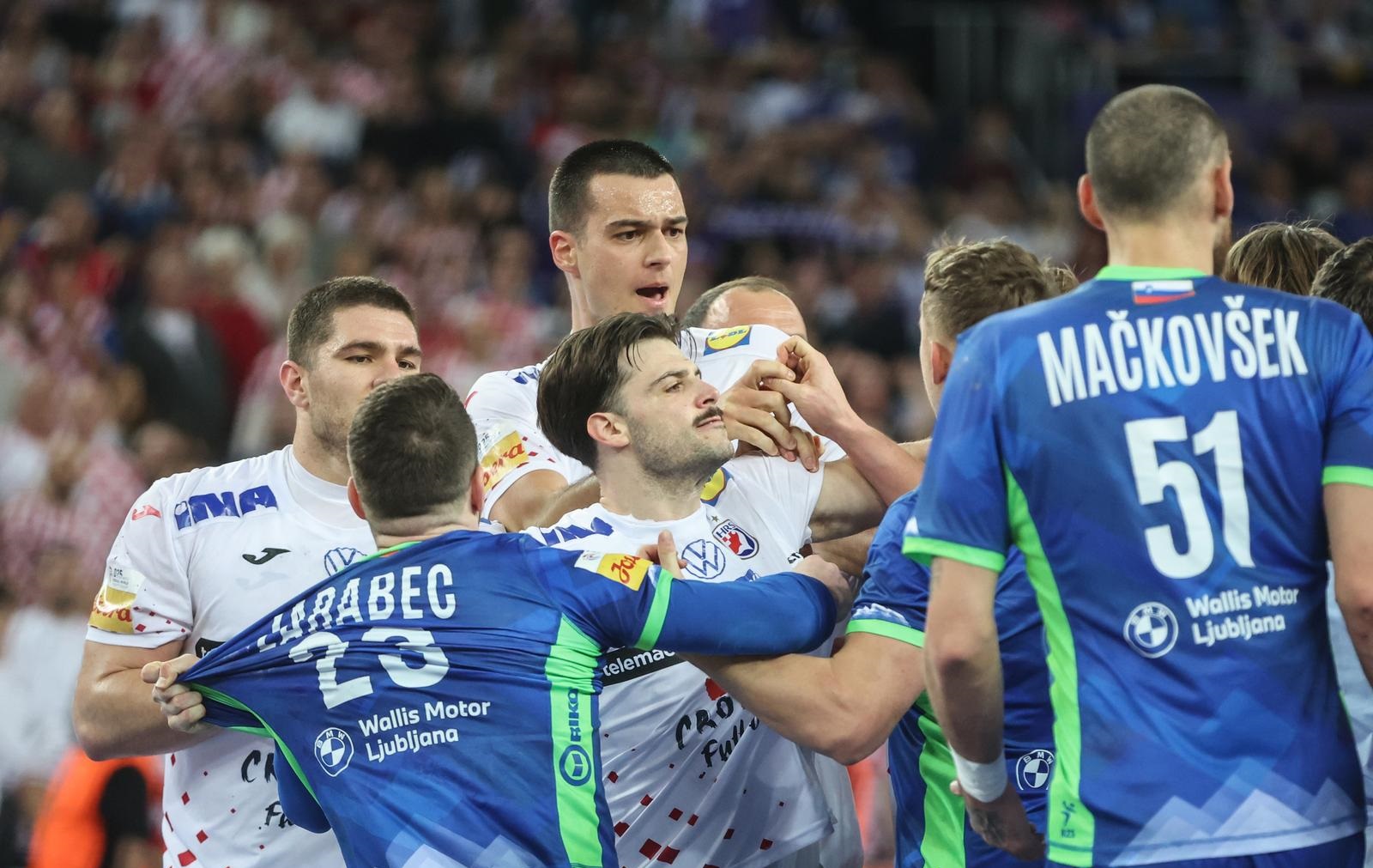 26.01.2025., Arena Zagreb, Zagreb - IHF Svjetsko rukometno prvenstvo 2025., drugi krug, skupina IV, Hrvatska - Slovenija. Marin Sipic, Miha Zarabec, Filip Glavas, Mateo Maras Photo: Sanjin Strukic/PIXSELL