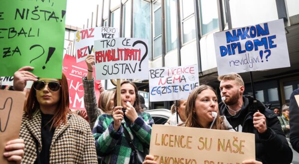 27.01.2025., Zagreb - Mirni prosvjed fizioterapeuta iniciran problemom izdavanja licence i pronalaska staza organiziraju pojedinci s podrskom svih terapeuta koji su u istom problemu. Photo: Luka Stanzl/PIXSELL