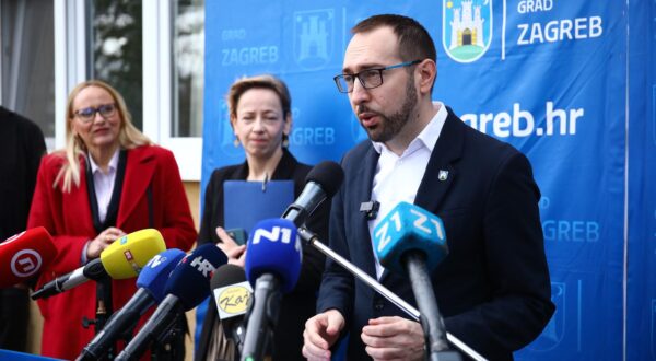 28.01.2025., Zagreb - Specijalne bolnice za zastitu djece s neurorazvojnim i motorickim smetnjama. Gradonacelnik Grada Zagreba Tomislav Tomasevic i ravnateljica Goljaka Ivana Kern predstavili su novog rehabilitacijskog robota. Photo: Emica Elvedji/PIXSELL