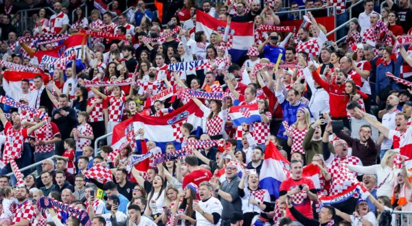 28.01.2025., Arena Zagreb, Zagreb - IHF Svjetsko rukometno prvenstvo 2025., cetvrtfinale, Hrvatska - Madjarska. navijaci Hrvatske Photo: Sanjin Strukic/PIXSELL