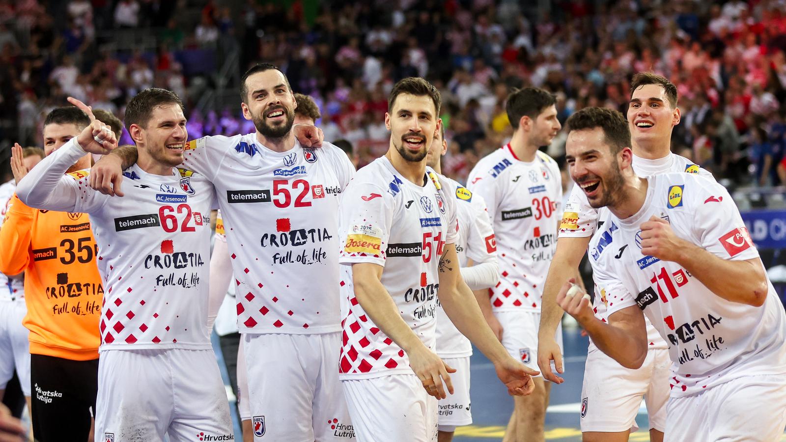 28.01.2025., Arena Zagreb, Zagreb - IHF Svjetsko rukometno prvenstvo 2025., cetvrtfinale, Hrvatska - Madjarska. Marin Jelinic, Leon Susnja, Ivan Martinovic, Zvonimir Srna, Josip Simic Photo: Slavko Midzor/PIXSELL