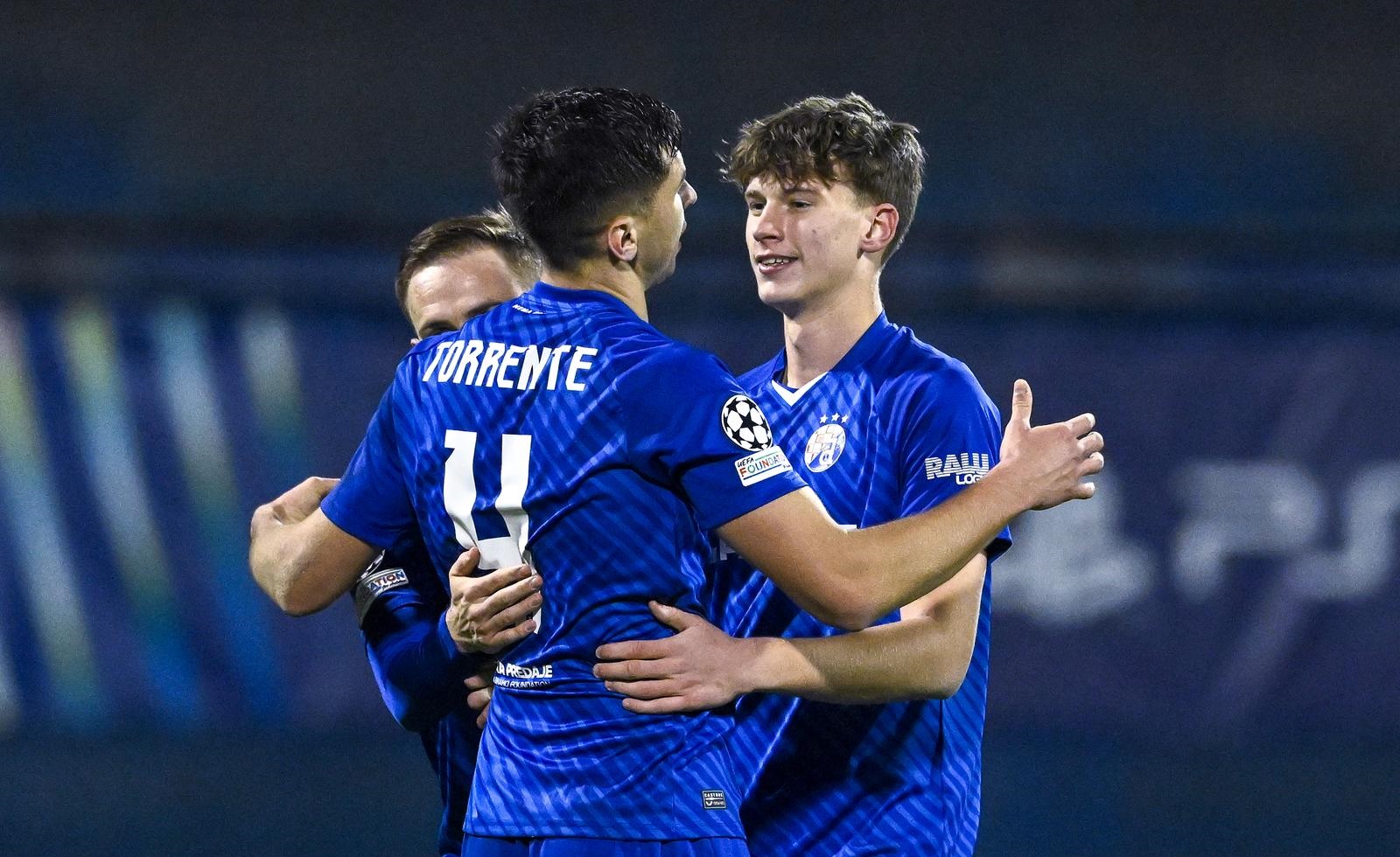 29.01.2025., stadion Maksimir, Zagreb - UEFA Liga prvaka, grupna faza, 8. kolo, GNK Dinamo - AC Milan. Raul Torrente, Leon Jakirovic Photo: Marko Lukunic/PIXSELL