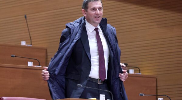 30.01.2025., Zagreb - Sabor 5. sjednicu nastavlja raspravom o Izvjescu o izvrsenju Godisnjeg provedbenog plana statistickih aktivnosti Republike Hrvatske 2023. Photo: Patrik Macek/PIXSELL