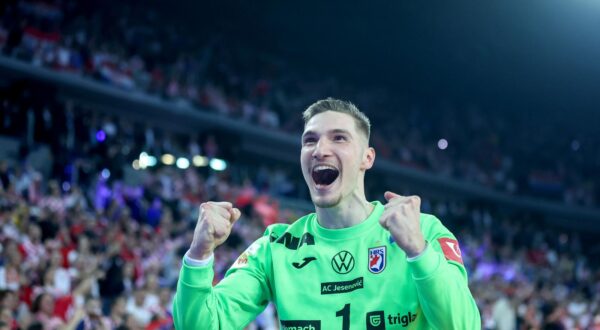 30.01.2025., Arena Zagreb, Zagreb - IHF Svjetsko rukometno prvenstvo 2025., polufinale, Francuska - Hrvatska. Dominik Kuzmanovic Photo: Slavko Midzor/PIXSELL