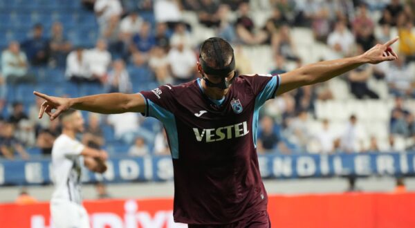 Filip Benkovic of Trabzonspor celebrates after scoring the third goal of his team during the Turkish Super League football match between Kasimpasa and Trabzonspor at Recep Tayyip Erdogan Stadium in Istanbul , Turkey on September 01 , 2023.  Photo by Istanbul Turkey Istanbul Turkey Copyright: xx Kasimpasa-Trabzon-tr010923 69,Image: 847595570, License: Rights-managed, Restrictions: , Model Release: no, Credit line: Seskimphoto / imago sportfotodienst / Profimedia