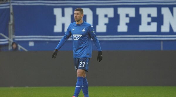 11.01.2025, PreZero Arena, Sinsheim, GER, 1.FBL, TSG Hoffenheim vs VfL Wolfsburg , 
DFL  regulations prohibit any use of photographs as image sequences and/or quasi-video.
im Bild
Andrej Kramaric (Hoffenheim)//BRATICHASAN_BRATIC003652/Credit:Hasan Bratic/SIPA/2501121105,Image: 953099813, License: Rights-managed, Restrictions: , Model Release: no, Credit line: Hasan Bratic / Sipa Press / Profimedia