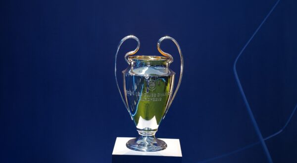 BOGOTA, COLOMBIA - JANUARY 17: The UEFA Champions League trophy is pictured in Bogota, Colombia on January 17, 2025. Juancho Torres / Anadolu/ABACAPRESS.COM,Image: 954787615, License: Rights-managed, Restrictions: , Model Release: no, Credit line: AA/ABACA / Abaca Press / Profimedia
