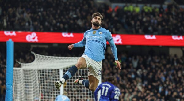 Premier League Manchester City v Chelsea JoĹko Gvardiol of Manchester City celebrates his goal to make it 1-1 during the Premier League match Manchester City vs Chelsea at Etihad Stadium, Manchester, United Kingdom, 25th January 2025 Photo by Manchester Etihad Stadium Manchester United, ManU Kingdom Copyright: xMarkxCosgrove/NewsxImagesx,Image: 957645619, License: Rights-managed, Restrictions: , Model Release: no, Credit line: Mark Cosgrove/News Images / imago sportfotodienst / Profimedia