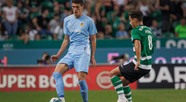 Renato Pantalon, Pedro Goncalves during Liga Portugal 23/24 game between Sporting CP and Rio Ave FC at Estadio Jose Alvalade, Lisbon, Portugal. Maciej Rogowski Lisbon Estadio Jose Alvalade Portugal Copyright: xMaciejxRogowskix sporting-rioavefc-25-09-2023-026