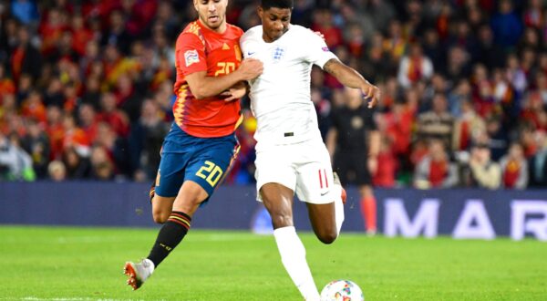 Spain v England UEFA Nations League Marco Asensio of Spain (left) and Marcus Rashford of England (right) during the UEFA Nations League match at the Estadio Benito Villamarin, Seville PUBLICATIONxNOTxINxUK Copyright: xKristianxKanex FIL-12410-0053