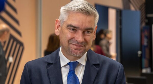 17.01.2025., Pula- 
U Poduzetnickom centru Coworking Pula predstavljen program mjera za zadrzavanje i privlacenje ljudskih resursa u javnim zdravstvenim i socijalnim ustanovama Istarske zupanije za 2025. godinu Photo: Srecko Niketic/PIXSELL