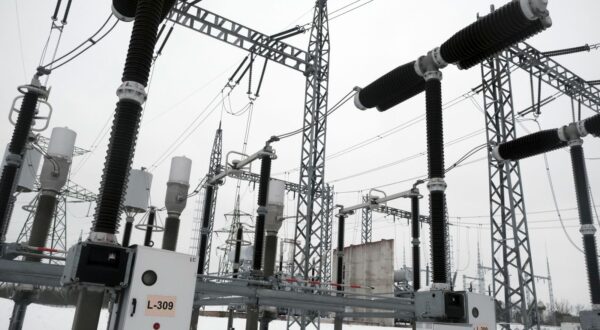 epa11882612 A high voltage substation in Rezekne, Latvia, 08 February 2025. The Baltic states of Lithuania, Latvia, and Estonia on 08 February cut ties with Russia's power grid to join the European Union's network, as the three countries are about to take a historic energy security step on 09 February when they synchronize their former Soviet electricity systems with the Continental Europe Network (CEN).  EPA/VALDA KALNINA