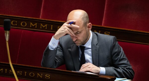 January 28, 2025, Paris, France, France: Session of questions to the government at the National Assembly - French Foreign and European Affairs Minister Jean Noel Barrot POLITIQUE, ASSEMBLEE NATIONALE, HEMICYCLE.,Image: 958363364, License: Rights-managed, Restrictions: * Belgium, Denmark, France and Germany Out *, Model Release: no, Credit line: Alexis Sciard / Zuma Press / Profimedia