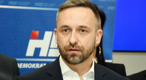 08.01.2025., Sisak - Celnistvo Zupanijske organizacije HDZ-a Sisacko-moslavacke zupanije odrzalo je konferenciju za medije s temom predsjednickih izbora. Marin Piletic Photo: Nikola Cutuk/PIXSELL
