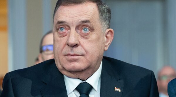 06.02.2025., Banja Luka, Bosna i Hercegovina - Svecana akademija povodom 50 godina rada Ekonomskog fakulteta Sveucilista u Banja Luci. predsjednik Republike Srpske Milorad Dodik, predsjednik NSRS Nenad Stevandic Photo: Dejan Rakita/PIXSELL