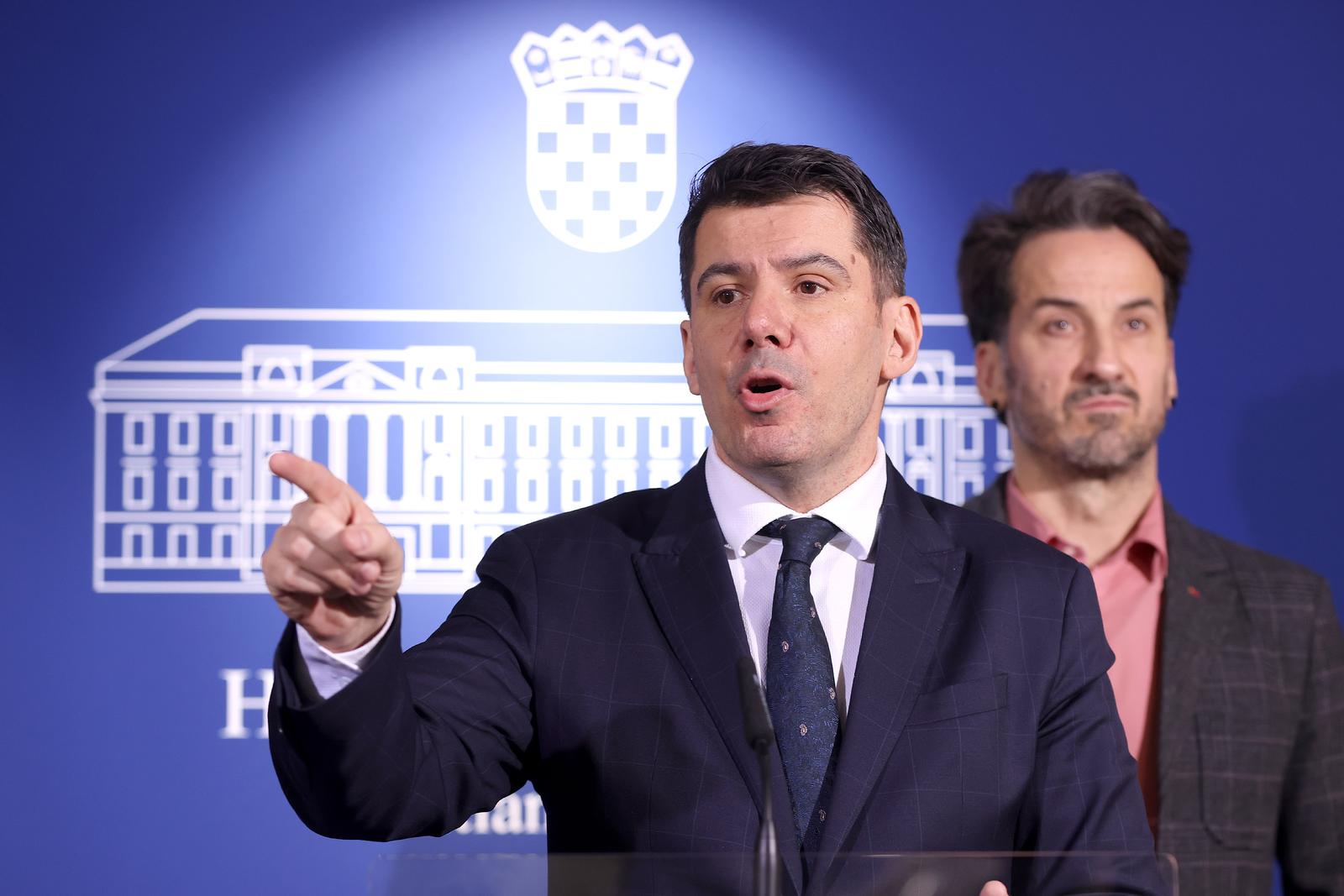 16.01.2025., Zagreb - Na konferenciji za medije odrzanoj u Saboru o inflaciji govorili su Marin Miletic i  Nikola Grmoja Photo: Patrik Macek/PIXSELL