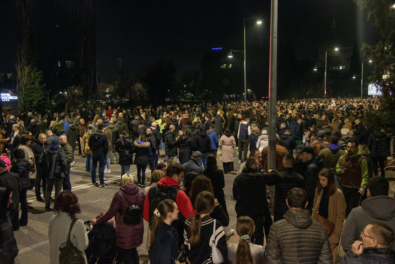 01, February, 2025, Podgorica - The informal group of students "Kamo Śutra" called on the citizens of Podgorica to blockade the Blaza Jovanovic bridge because nothing has been done to prevent the crime in Cetinje from happening again.  Photo: R.R./ATAImages

01, februar, 2025, Podgorica - Neformalna grupa studenata "Kamo Śutra" je pozvala gradjane Podgorice na blokadu mosta Blaza Jovanovica posto nista nije uradjeno kako se zločin na Cetinju ne bi ponovio. Photo: R.R./ATAImages Photo: R.R./ATAImages/PIXSELL