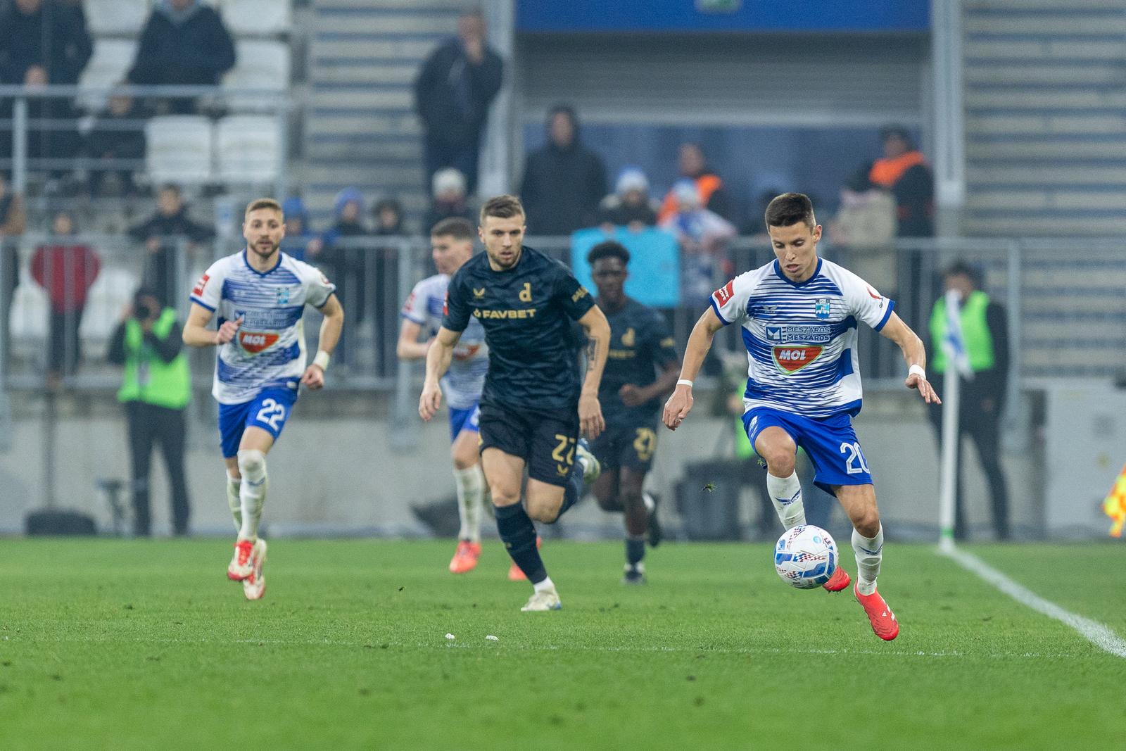 02.02.2025., Osijek -  SuperSport HNL, 20. kolo, NK Osijek - GNK Dinamo Photo: Borna jaksic/PIXSELL