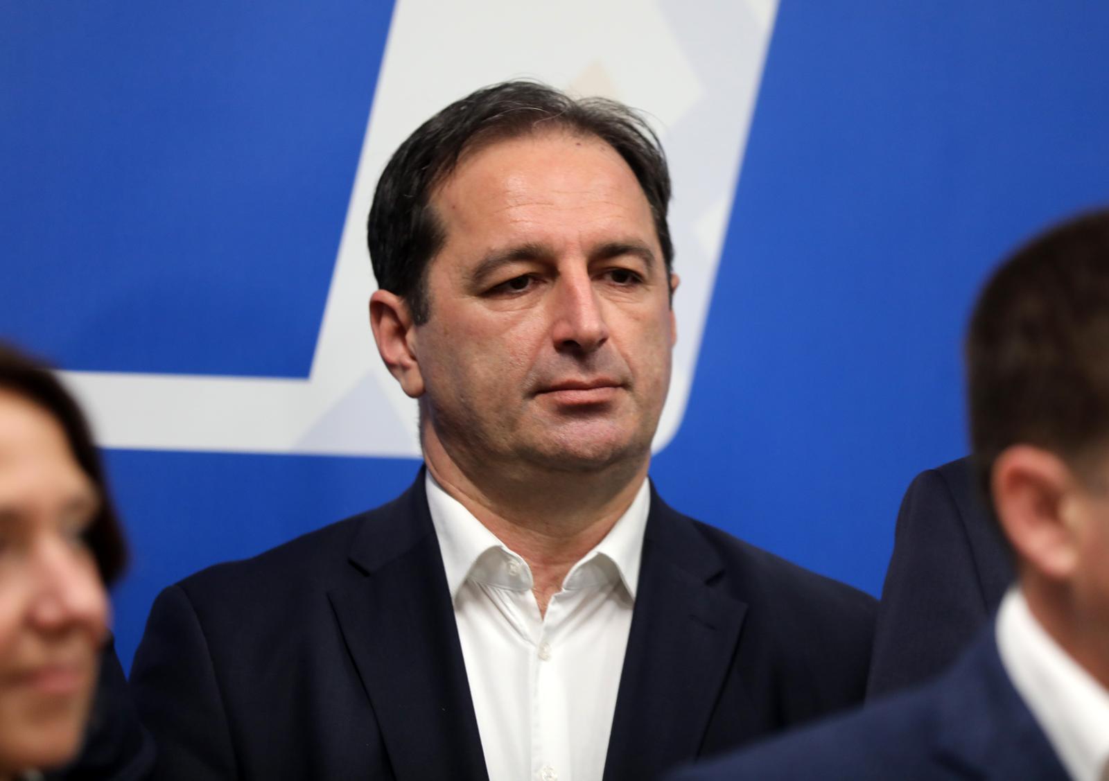 03.04.2024., Rijeka - Potpredsjednik HDZ-a i nositelj liste u 8. izbornoj jedinici Oleg Butkovic predstavio je dio HDZ-ovog izbornog programa i kandidate liste HDZ-a i koalicijskih partnera u VIII izbornooj jedinici. Josip Boric Photo: Goran Kovacic/PIXSELL