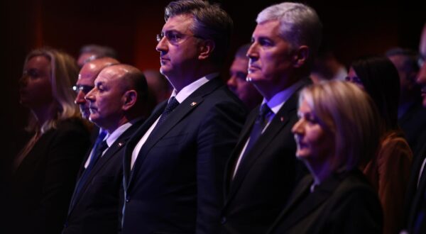 04.02.2023. Mostar - XI. zasjedanje Hrvatskog narodnog sabora BiH, medju gostima i predsjednik Vlade Republike Hrvatske, Andrej Plenkovic



PHOTO: Denis Kapetanovic /PIXSELL

 Photo: Denis Kapetanovic/PIXSELL