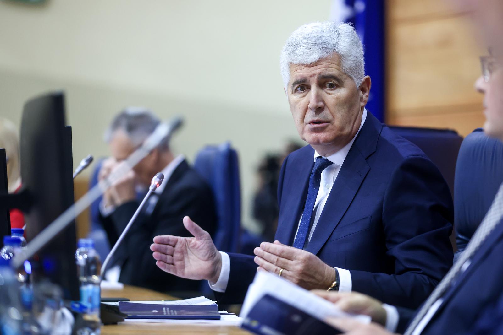 05.02.2025., Sarajevo, Bosna i Hercegovina - Poslanici SNSD-a u Zastupnickom domu PSBiH i delegati u Domu naroda PSBiH povukli su se danas sa zajednicke sjednice i time srusili kvorum za njeno odrzavanje. Photo: Armin Durgut/PIXSELL