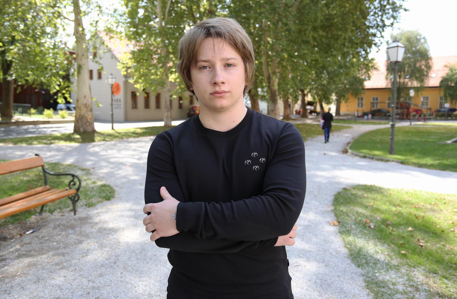 05.09.2017., Varazdin - Filip Mihalic, inovator i zastupnik za proizvodnju tekstila s nanotehnologijom. r"nPhoto: Matija Habljak/PIXSELL
