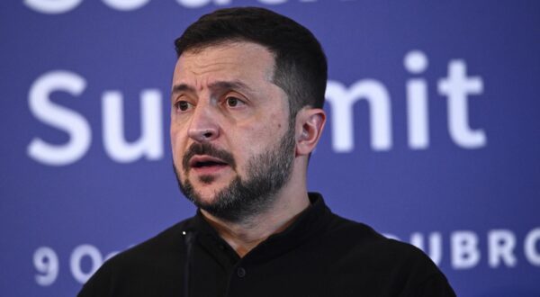09.10.2024., Dubrovnik, Predsjednik Vlade Republike Hrvatske Andrej Plenkovic i predsjednik Ukrajine Volodimir Zelenski domacini su 3. sastanka na vrhu Ukrajina – Jugoistocna Europa, koji se odrzava u Dubrovniku. Konferencija za medije predsjednika Vlade Andreja Plenkovica i predsjednika Ukrajine Volodimira Zelenskog. Photo: Marko Lukunic/PIXSELL