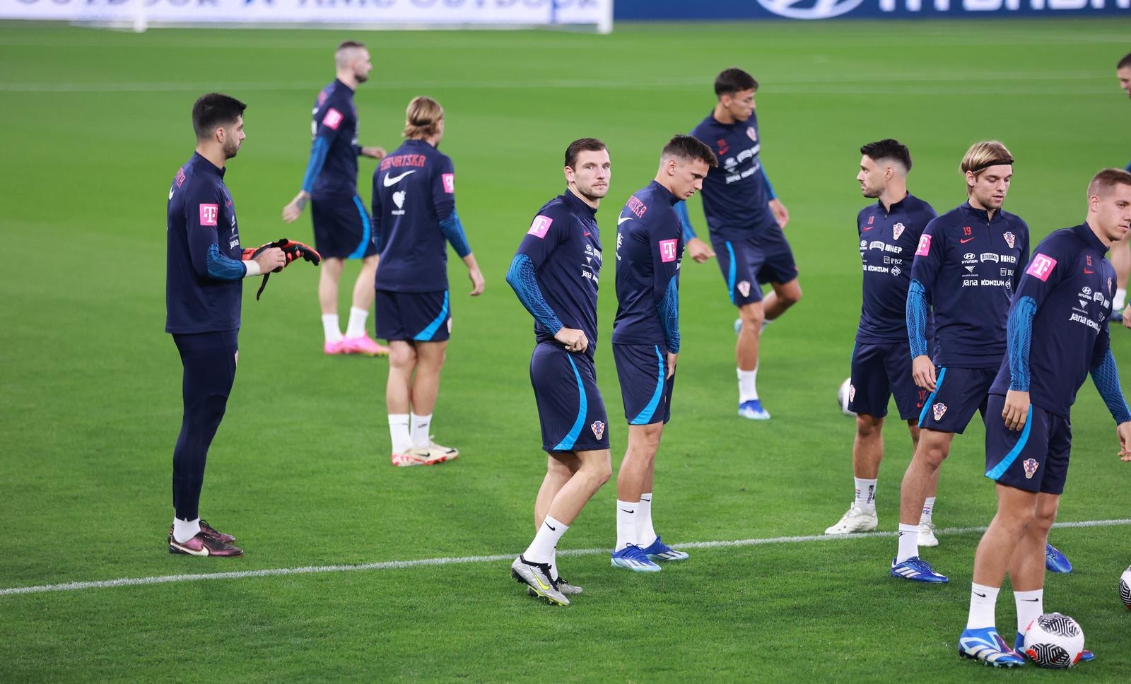 11.10.2023., Osijek - Trening nogometasa hrvatske nogometne reprezentacije na Opus Areni uoci susreta protiv Turske u kvalifikacijama za Europsko prvenstvo 2024. godine. Borna Barisic, Nikola Moro, Josip Brekalo, Borna Sosa Photo: Davor Javorovic/PIXSELL