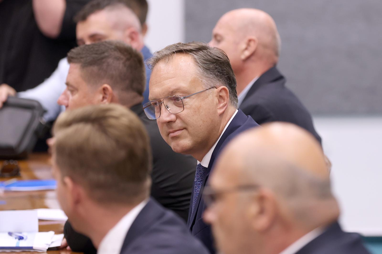 12.09.2024., Zagreb - U Saboru je pocela 2. sjednica Odbora za pomorstvo, promet i infrastrukturu na kojoj se raspravlja o stanju u Jadroliniji i sigurnosti trajektnog prometa u Hrvatskoj. Photo: Patrik Macek/PIXSELL
