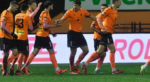 14.02.2025. Sibenik - SuperSport HNL, 22. kolo, HNK Sibenik - NK Lokomotiva Photo: Hrvoje Jelavic/PIXSELL