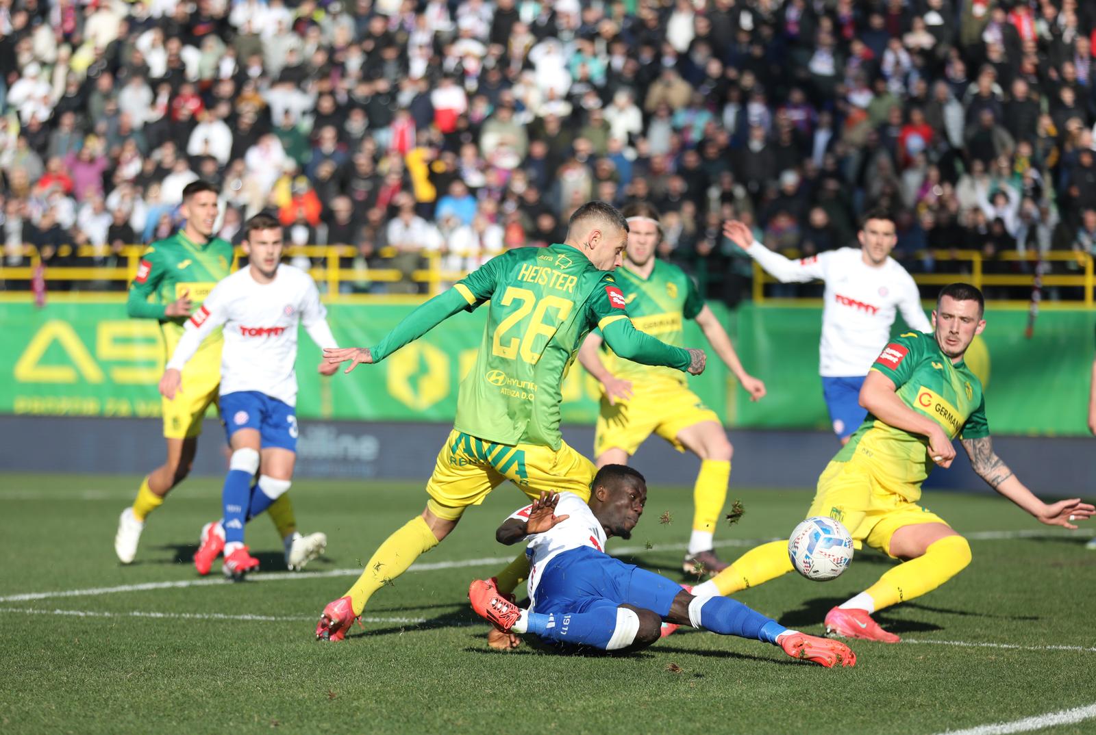 15.02.2025., stadion Aldo Drosina, Pula - SuperSport HNL, 22. kolo, NK Istra 1961 - HNK Hajduk. Marcel Heister, Abdoulie Sanyang Photo: Sasa Miljevic/PIXSELL