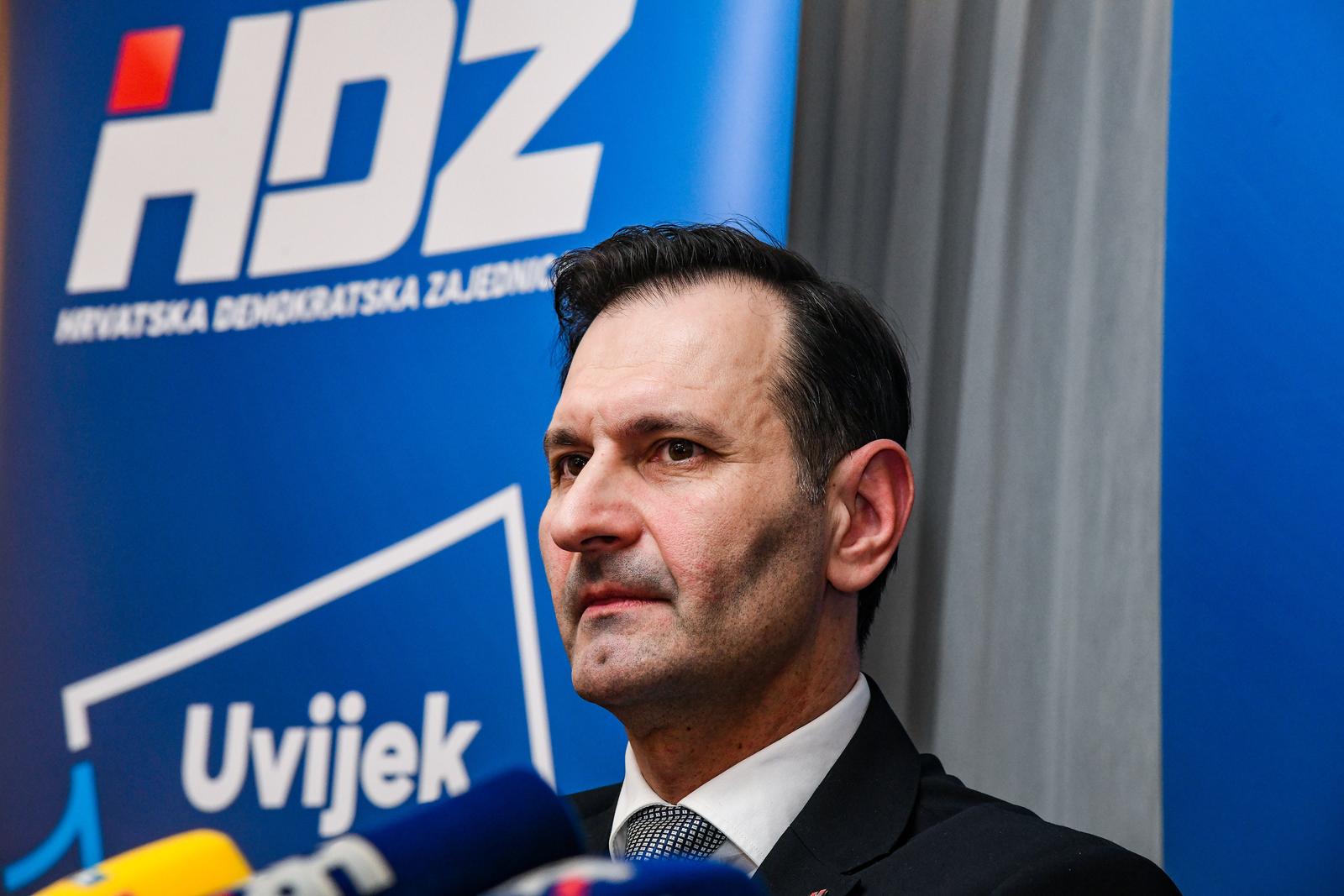 15.03.2020., Zagreb - Izborni stozer tima "Opcija za promjene" na unutarstranackim izborima u HDZ-u u hotelu Panorama. Miro Kovac Photo: Josip Regovic/PIXSELL
