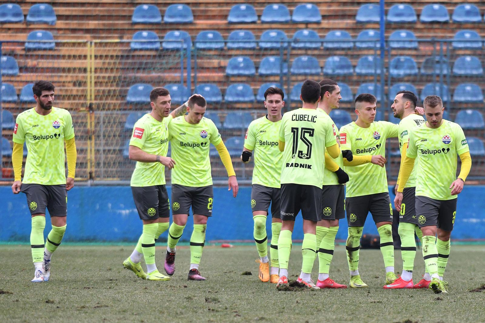 16.02.2025., Stadion Varteks, Varazdin- SuperSport HNL, 22. kolo, NK Varazdin - NK Slaven Belupo. Slavlje nogometasa Slaven Belupa nakon pogotka Ilije Nestorovskog za vodstvo 1:0. Ilija Nestorovski. Photo: Vjeran Zganec Rogulja/PIXSELL