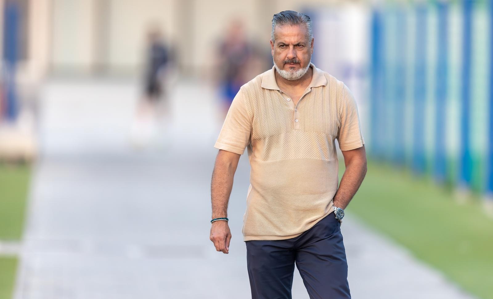 16.07.2024., Osijek - Igraci NK Osijeka nakon  prvog dijela priprema koji su odradili u Austriji, vratili su se u Osijek, te prije pocetka sluzbenih utakmica pripreme nastavljaju na Opus Areni. sportski direktor Osijeka Jose Boto Photo: Davor Javorovic/PIXSELL