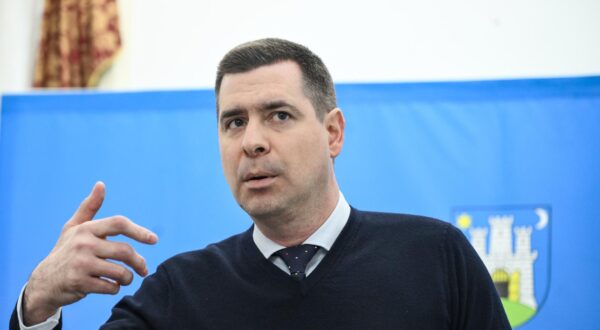 17.02.2025., Zagreb - Potpredsjednik Gradske skupstine Grada Zagreba Mislav Herman i clanovi Kluba gradskih zastupnika HDZ-a odrzali su konferenciju za medije na temu:Nikad veci proracun a nikad veca pohlepa vlasti u Zagrebu Photo: Josip Regovic/PIXSELL