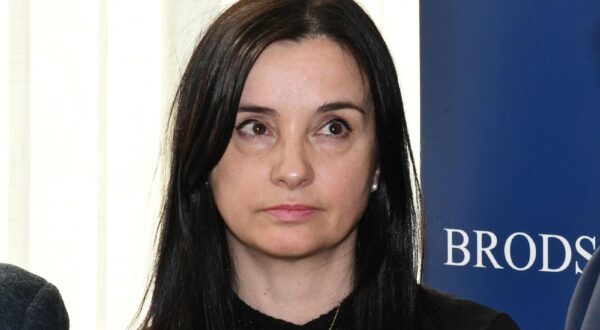 17.02.2025., Slavonski Brod - Ministrica zastite okolisa i zelene tranzicije Marija Vuckovic u radnom posjetu Brodsko-posavskoj zupaniji. Tom prigodom urucila je Ugovor o dodjeli bespovratnih sredstava za projekte koji se financiraju iz Mehanizma za oporavak i otpornost za izgradnju pretovarnih stanica na obuhvatu RCGO Sagulje. Photo: Ivica Galovic/PIXSELL