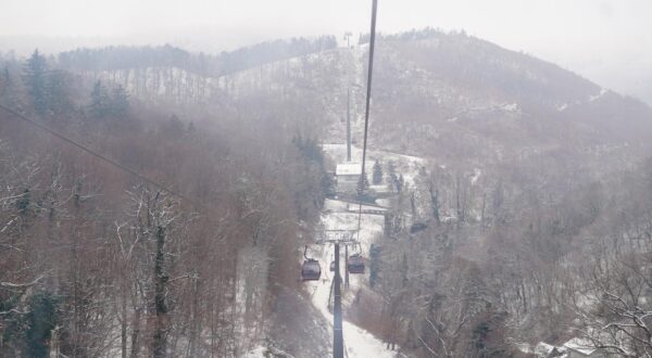 18.1.2025., Zagreb - Pogled iz zicare na Sljeme u snijegu Photo: Patricija Flikac/PIXSELL