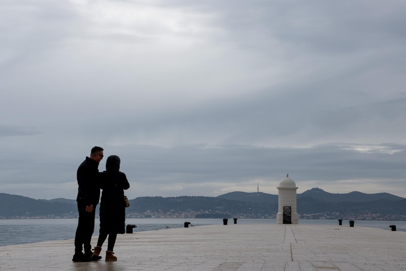 19.01.2025., Zadar - Oblacna i kisovita nedjelja u Zadru Photo: Sime Zelic/PIXSELL