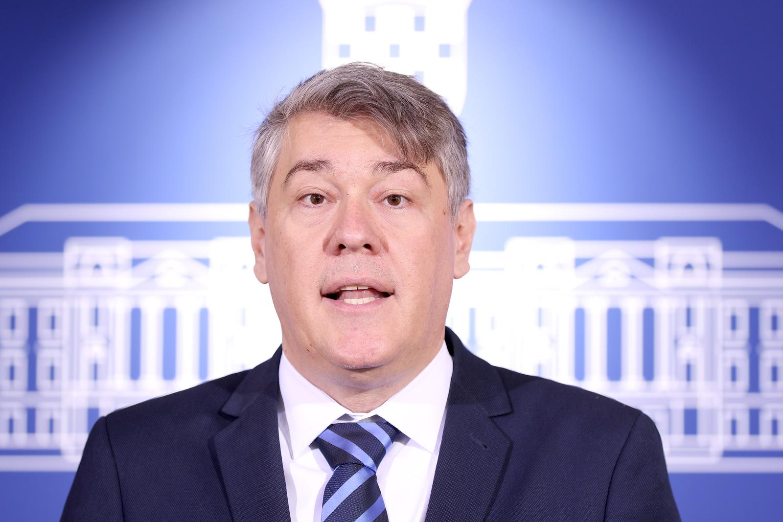 19.02.2025., Zagreb - Na konferenciji za medije Kluba zastupnika SDP-a odrzanoj u Saboru o temi „Zakonska zastita potrosaca i  trzisnog natjecanja – korak prema suzbijanju inflacije“ govorili su Mirela Ahmetovic i Boris Lalovac.  Photo: Patrik Macek/PIXSELL
