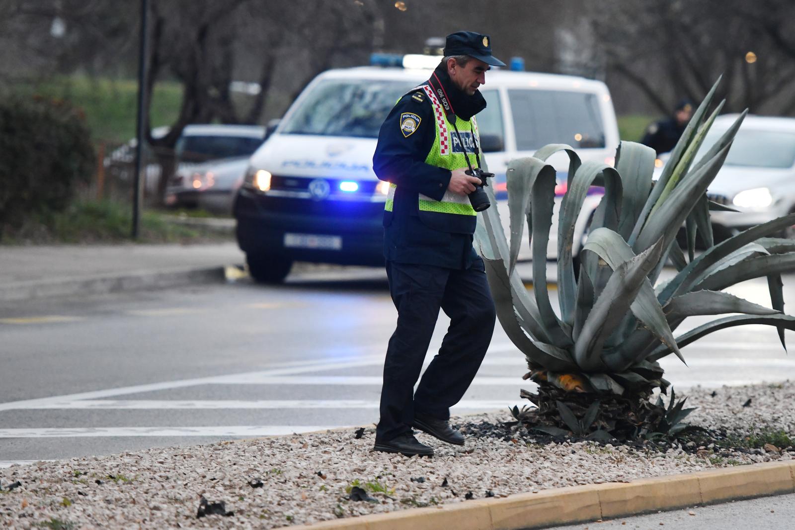 21.01.2025., Sibenik - Policijski ocevid prometne nesrece koja se jutros dogodila u Sibeniku. Photo: Hrvoje Jelavic/PIXSELL