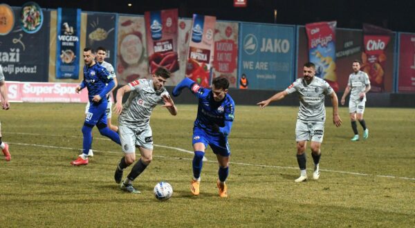23.02.2025., Gradski stadion Ivan Kusek Apas, Koprivnica - SuperSport HNL, 23. kolo, NK Slaven Belupo - NK Istra 1961, Ivan Dolcek
  Photo: Damir Spehar/PIXSELL