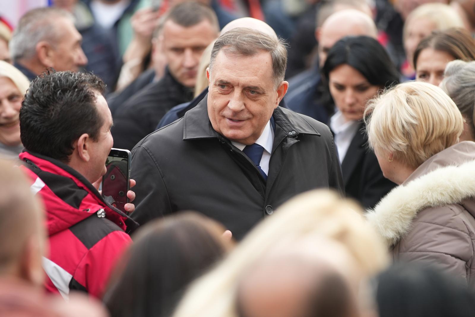 25.02.2025., plato ispred Narodne skupstine RS, Banja Luka (BiH) - Miting podrske predsjedniku RS Miloradu Dodiku uoci izricanja presude pred Sudom BiH. Mitingu prisustvuje i bivsi gradonacelnik New Yorka Rudy Giuliani, Dodikova djeca Igor i Gorca, rukovodstvo Republike Srpske, kao i Milica Djurdjevic Stamenkovski, ministrica iz Vlade Srbije.
  Photo: Dejan Rakita/PIXSELL