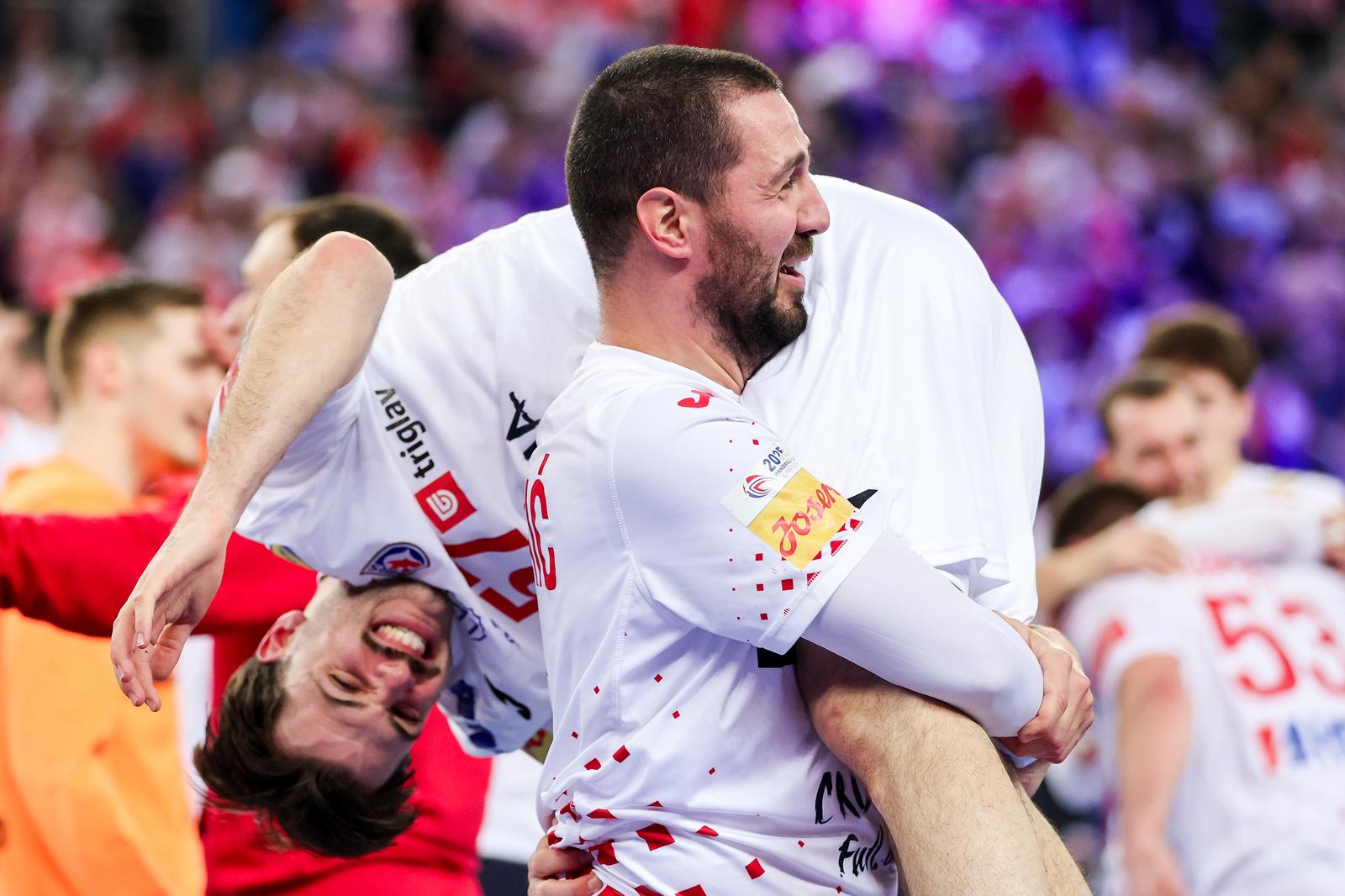 28.01.2025., Arena Zagreb, Zagreb - IHF Svjetsko rukometno prvenstvo 2025., cetvrtfinale, Hrvatska - Madjarska. Filip Glavas, Mario Sostaric Photo: Sanjin Strukic/PIXSELL