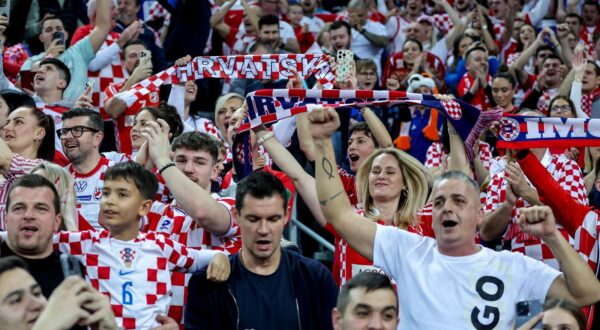 30.01.2025., Arena Zagreb, Zagreb - IHF Svjetsko rukometno prvenstvo 2025., polufinale, Francuska - Hrvatska. navijaci Hrvatske Photo: Sanjin Strukic/PIXSELL