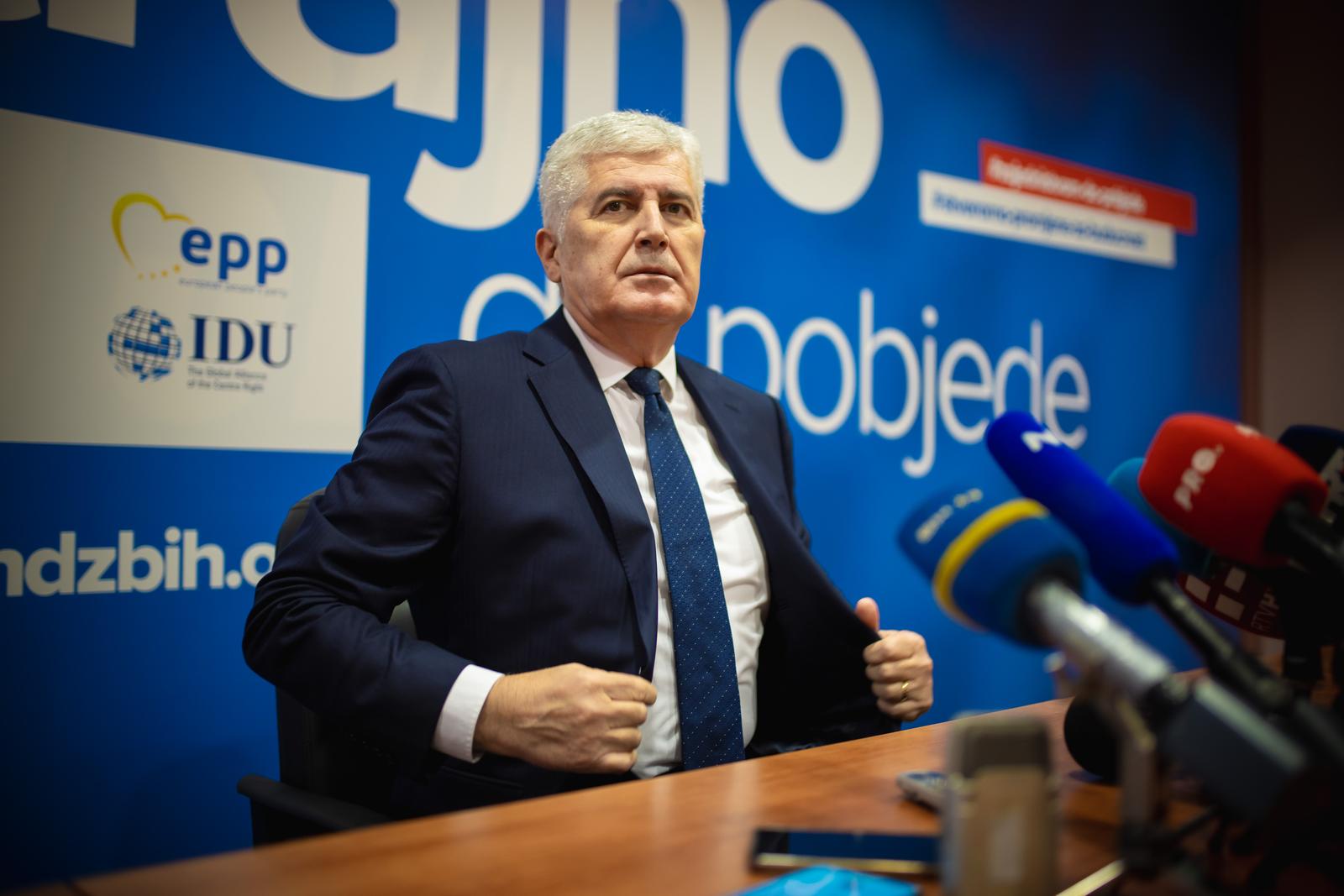 Dragan ČovićL