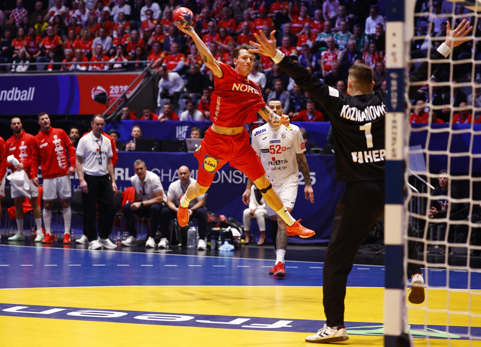 Handball - IHF Handball World Championships 2025 - Final - Croatia v Denmark - Unity Arena, Oslo, Norway - February 2, 2025 Denmark's Emil Jakobsen in action REUTERS/Susana Vera Photo: SUSANA VERA/REUTERS