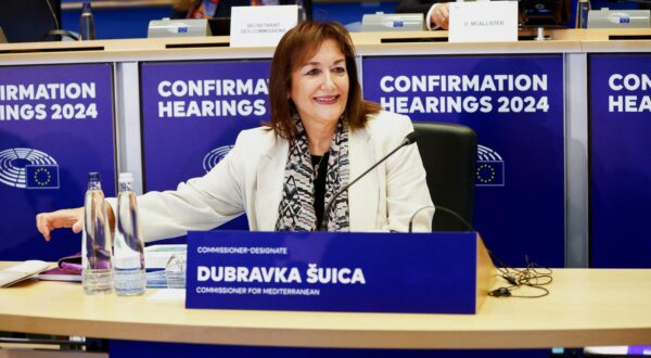 Dubravka Suica, the nominee to become the European Union's commissioner for the Mediterranean, faces a confirmation hearing before the European Parliament's foreign affairs committee, in Brussels, Belgium November 5, 2024. REUTERS/Johanna Geron Photo: JOHANNA GERON/REUTERS